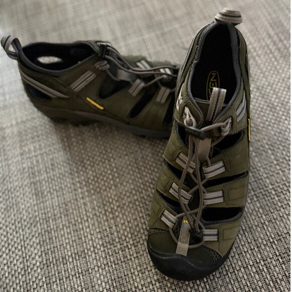KEEN Men's Arroyo II-1226  Easy-On Bungee Cinch All Terrain Waterproof Green 9.5 - Picture 1 of 8